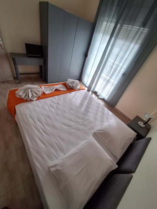 Kalliani House Kiki Appartement *